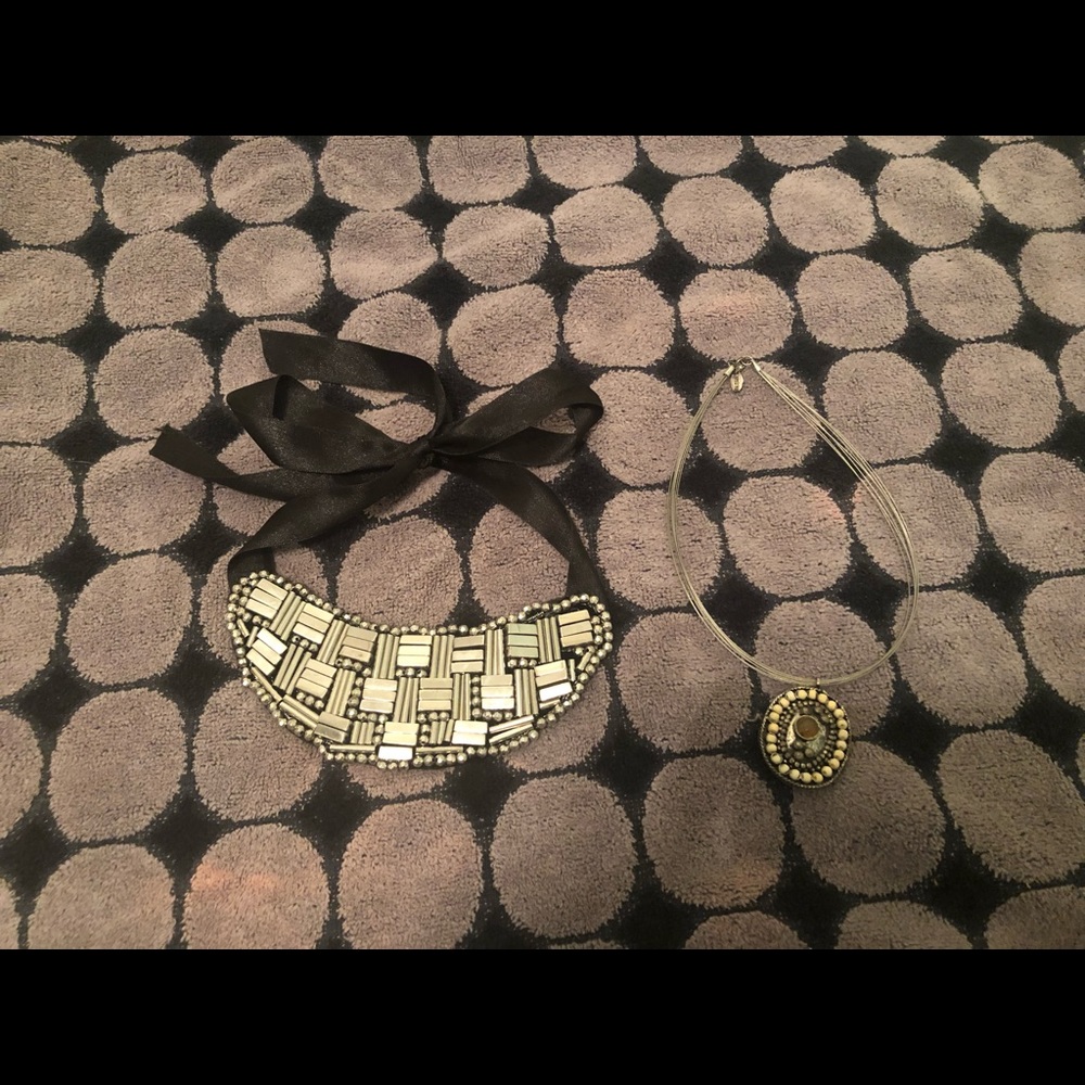 Set of two necklaces